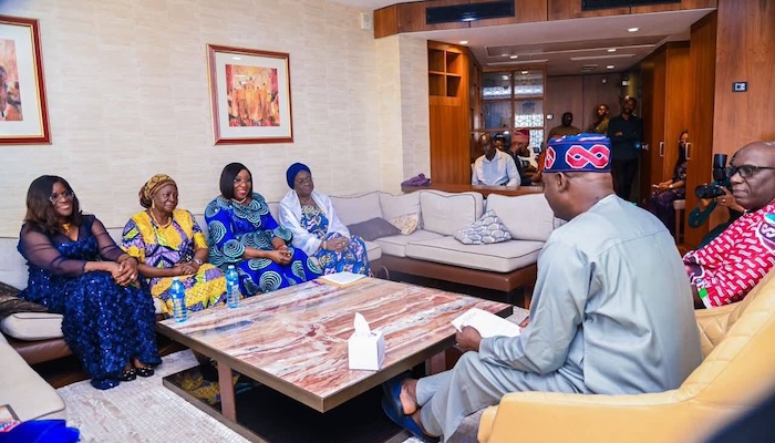 The APC Female Deputy Governors led by Ogun State Deputy Governor, Mrs. Noimot Salako-Oyedele, Friday in Abuja during their meeting with the National Chairman of the party, Prof. Nentawe Yilwatda.