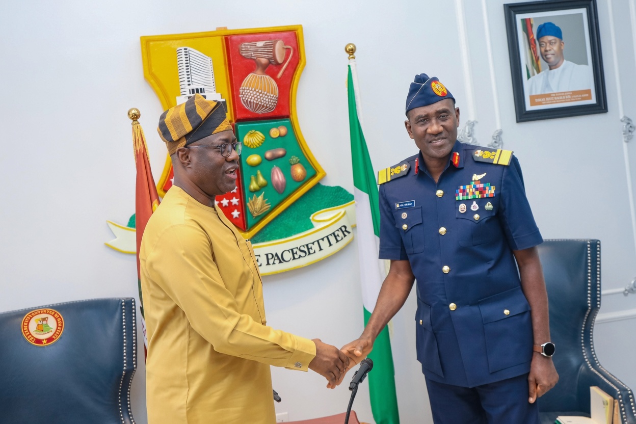 The Governor of Oyo State, Engineer Seyi Makinde, disclosed this during a courtesy visit by the Air Officer Commanding (AOC) Logistics Command, Air Vice Marshal Abubakar Suleh, who represented the Chief of the Air Staff (CAS), Air Marshal Sunday Kelvin Aneke.