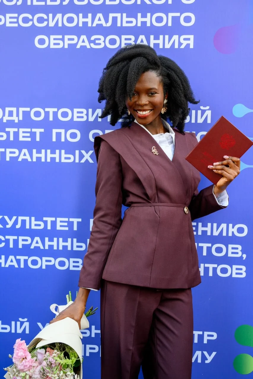 Nigerian shines, delivers valedictory speech in Russian after graduating from medical school with 4.90 CGPA. Credit: X | doren10